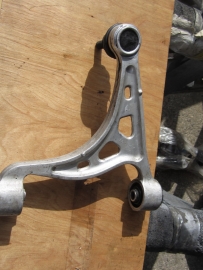 Lexus - Upper Arm Control - LR